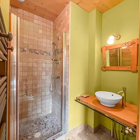 Maison Style 4 Etoiles Avec Jacuzzi- La Serenite De Sailhan בקתה